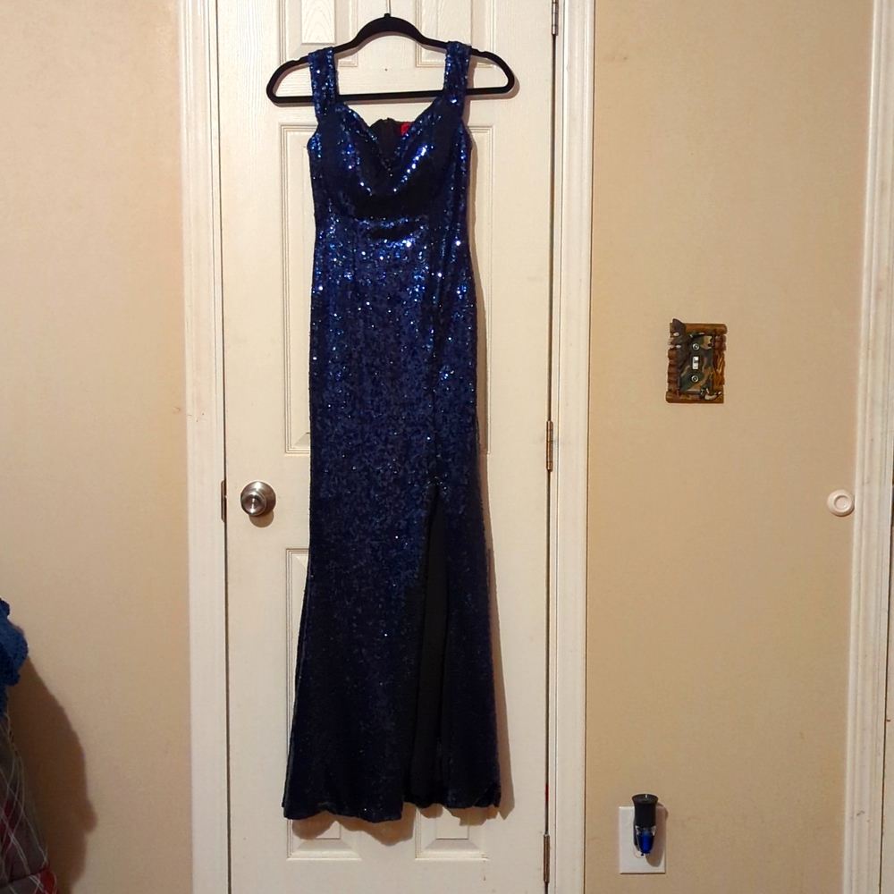 Full sequin navy blue formal dress juniors' size 3